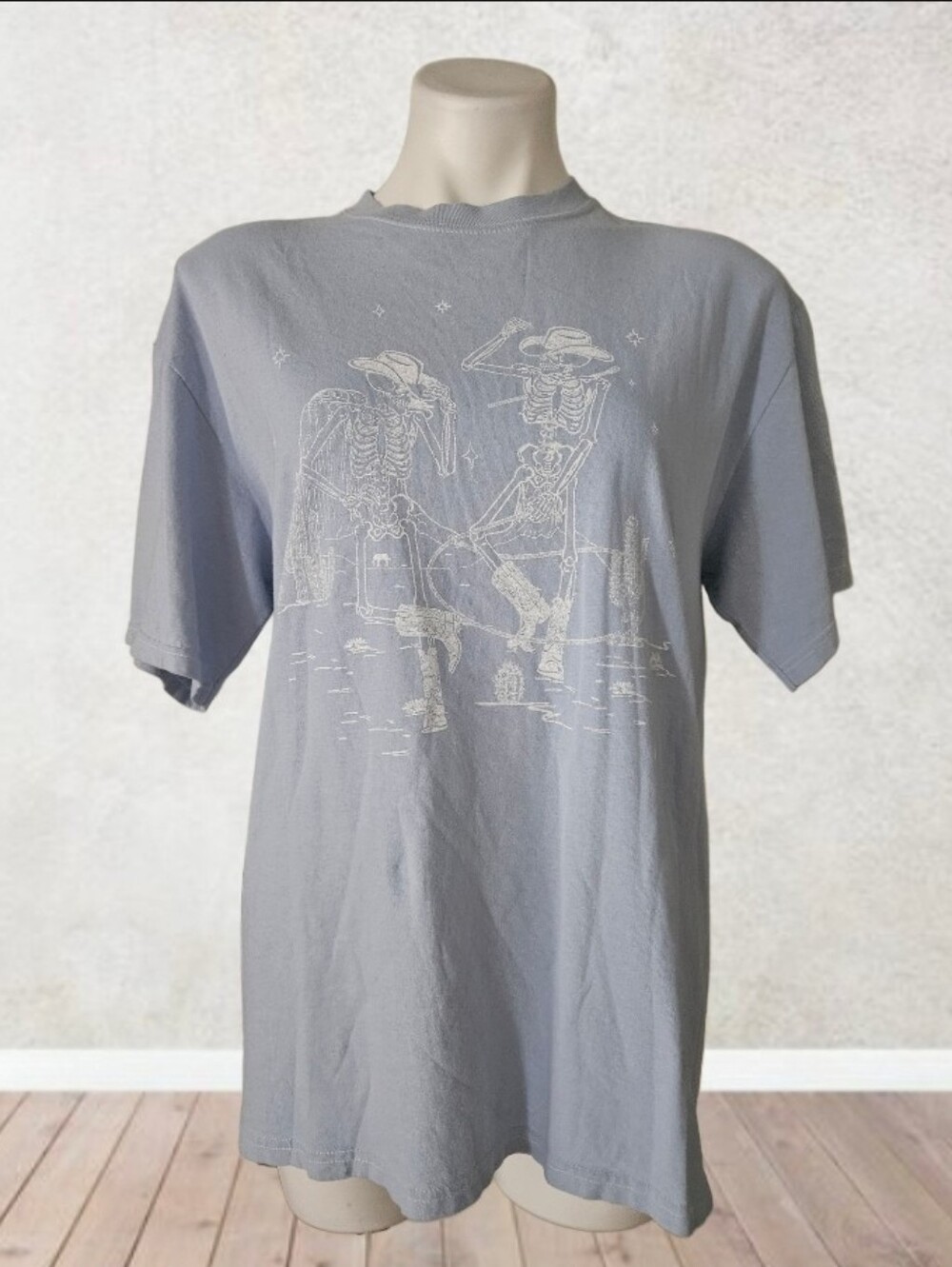 NWT/ Unisex Full Tilt Grey Graphic Tee with Dancing Skeletons Cowboy  Mediym